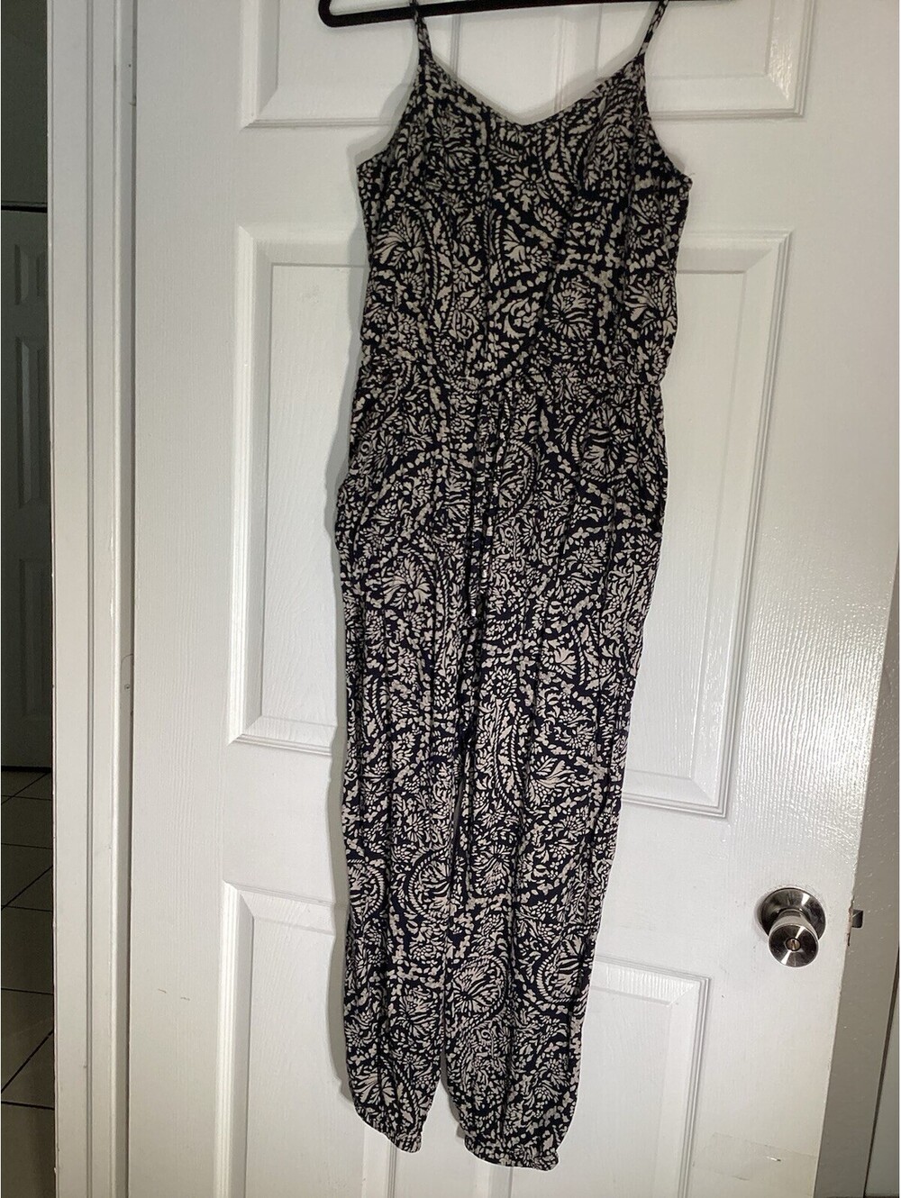 American Eagle Outfitters Navy Blue & Cream/Tan Paisley Spaghetti-Strap Jumpsuit